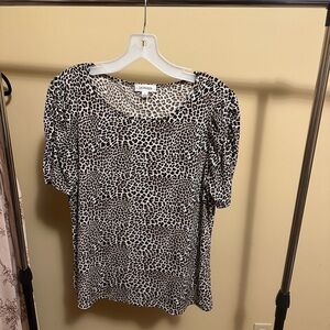 Calvin Klein women’s Leopard Print Blouse